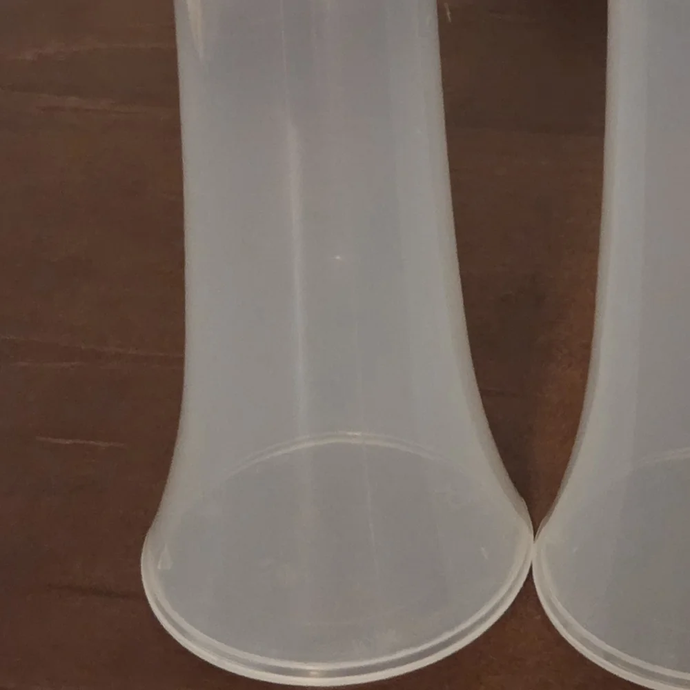 TUPPERWARE LG SALT & PEPPER SHAKERS NWT